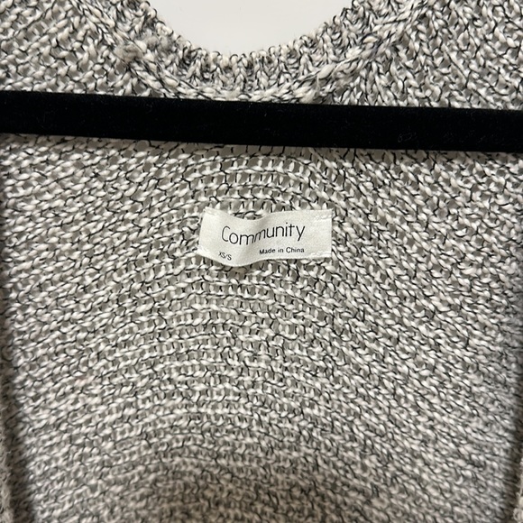 Aritzia Sweater Shall - Picture 3 of 3